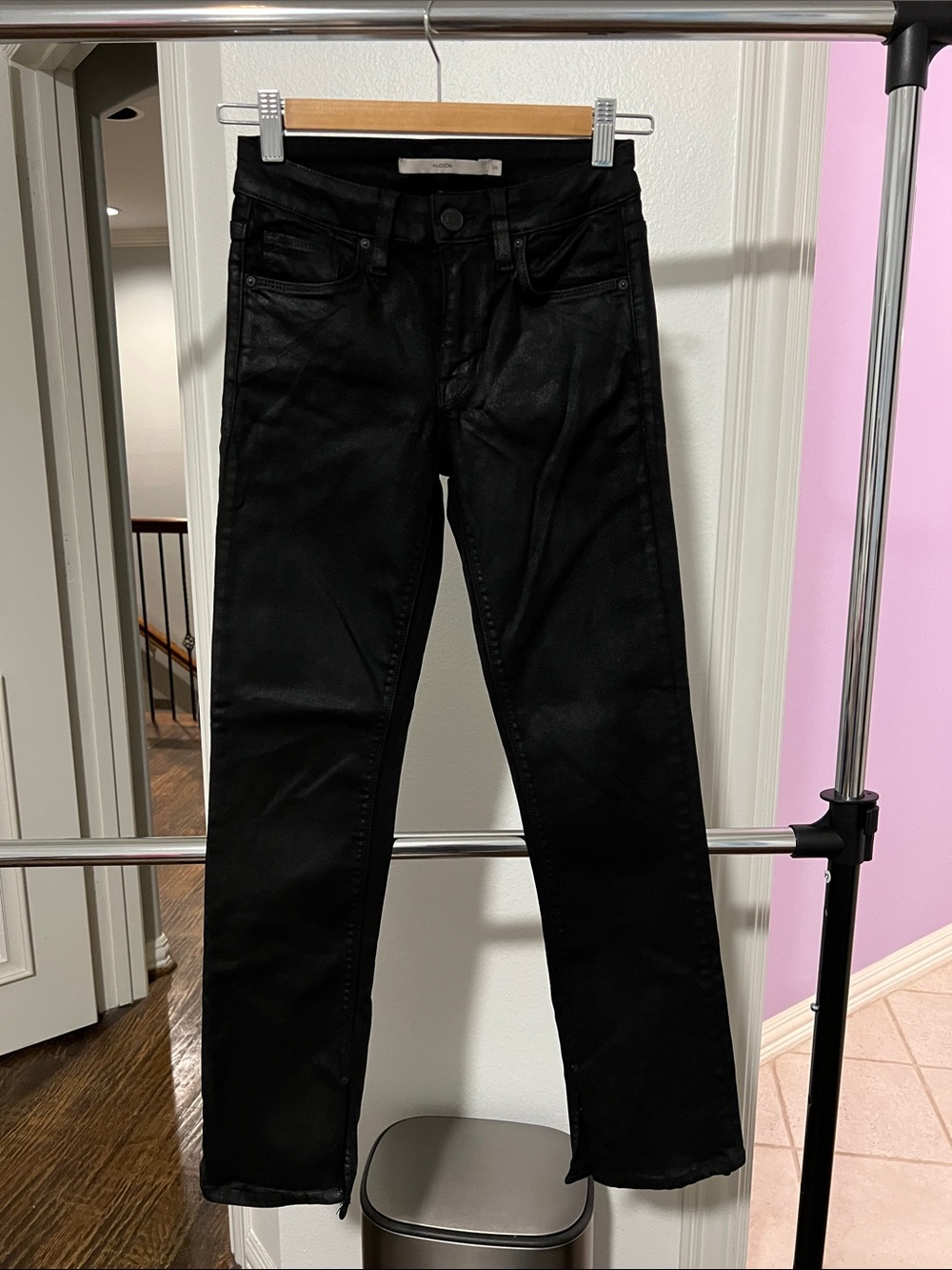 Black Straight-Leg Jeans Hudson Coated size 24